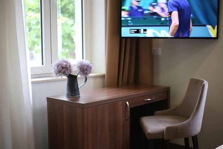 Central Luxury Rooms โอมิช ภายนอก รูปภาพ