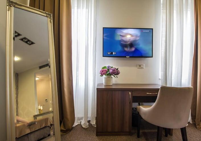 Central Luxury Rooms โอมิช ภายนอก รูปภาพ
